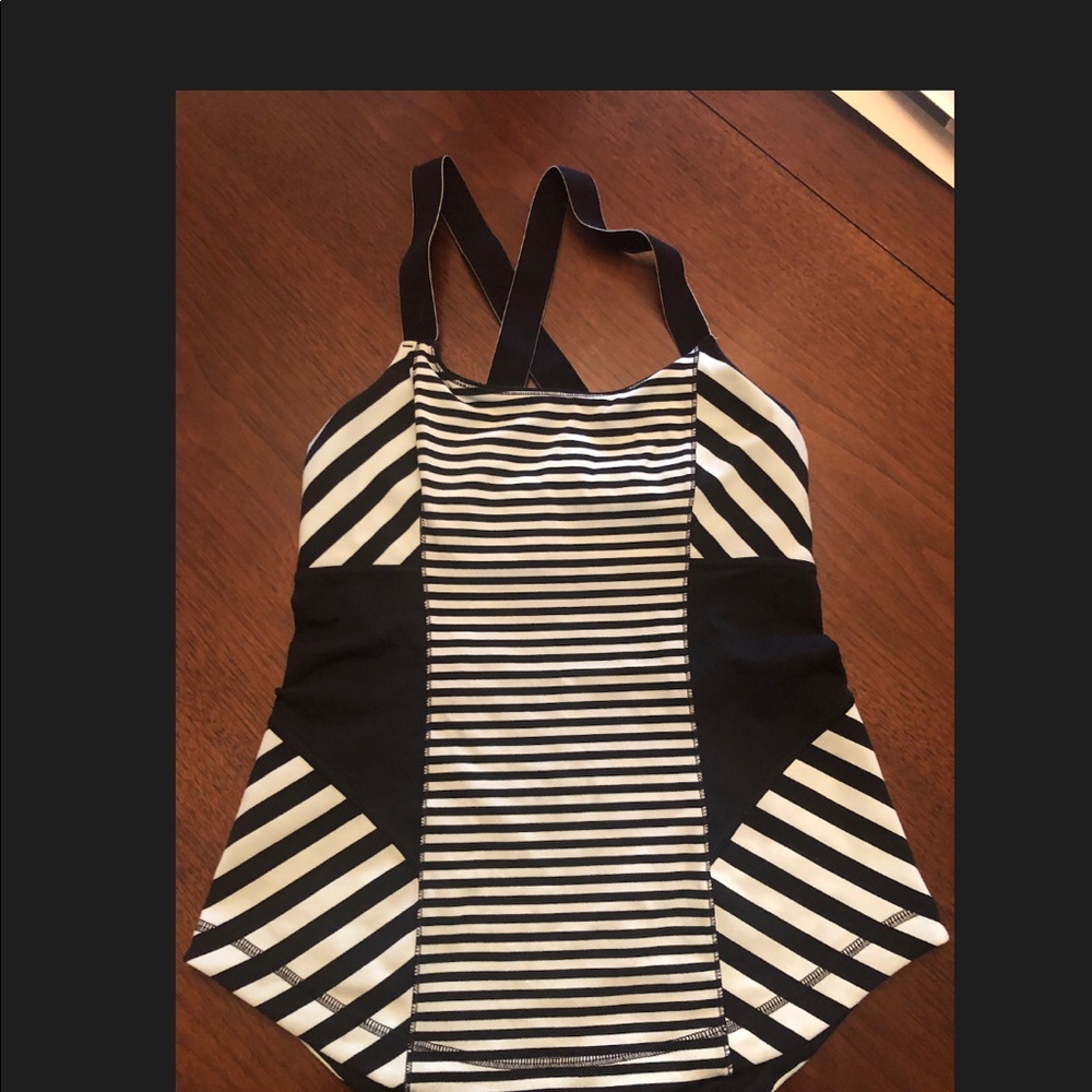 Lululemon tank top. Size 4